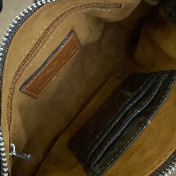 Patricia Nash Tooled Turquoise Crossbody Bag - Picture 4 of 6